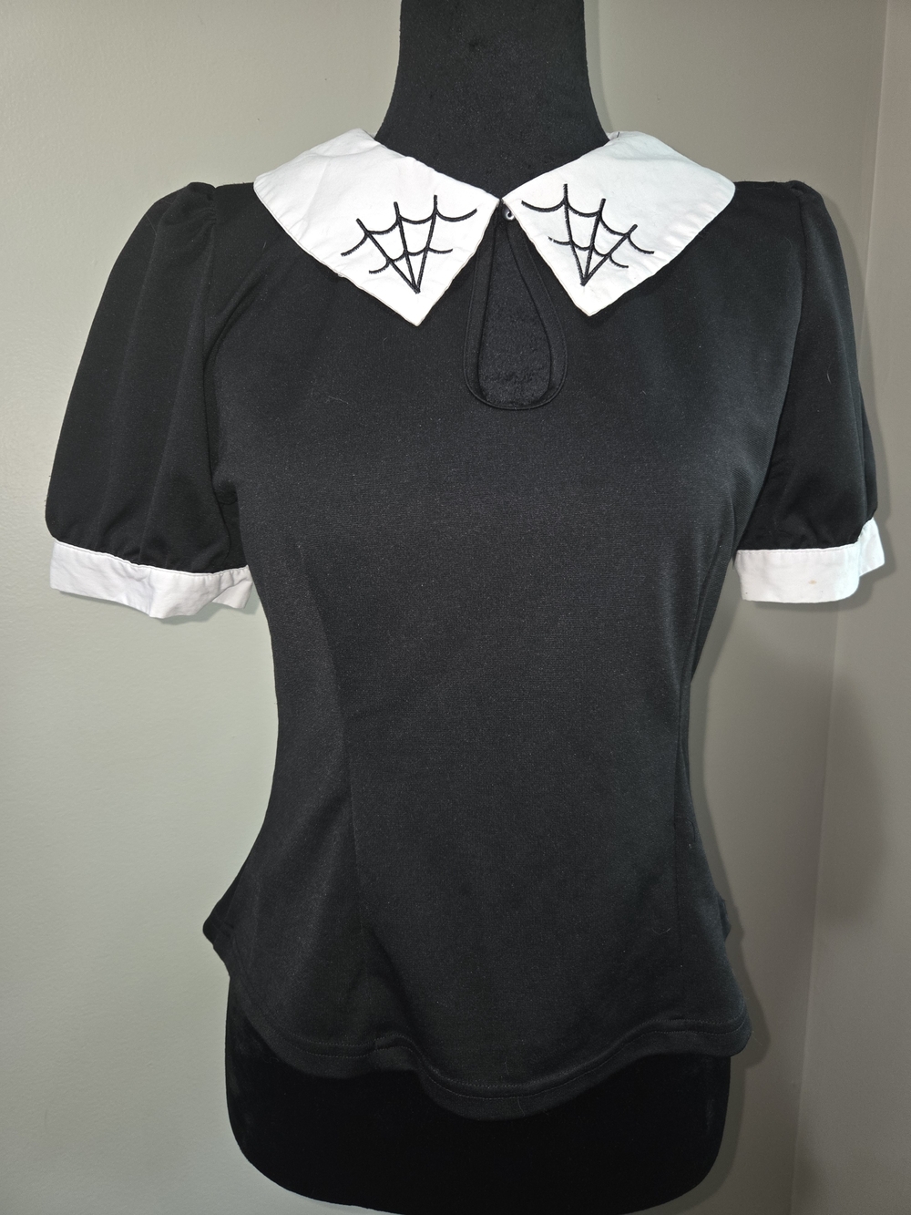 Black Puff Sleeve Blouse with White Spiderweb Embroidered Peter Pan Collar - Picture 9 of 9